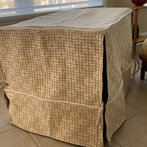Custom Luxury Crate Cover for Discriminating Dogs